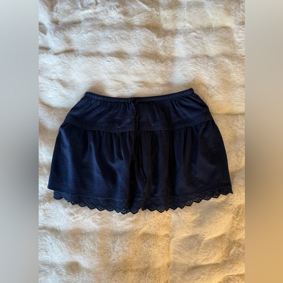 Reformation Valetta Two Piece In Navy, brand new, never worn, no flaws. - Picture 11 of 16
